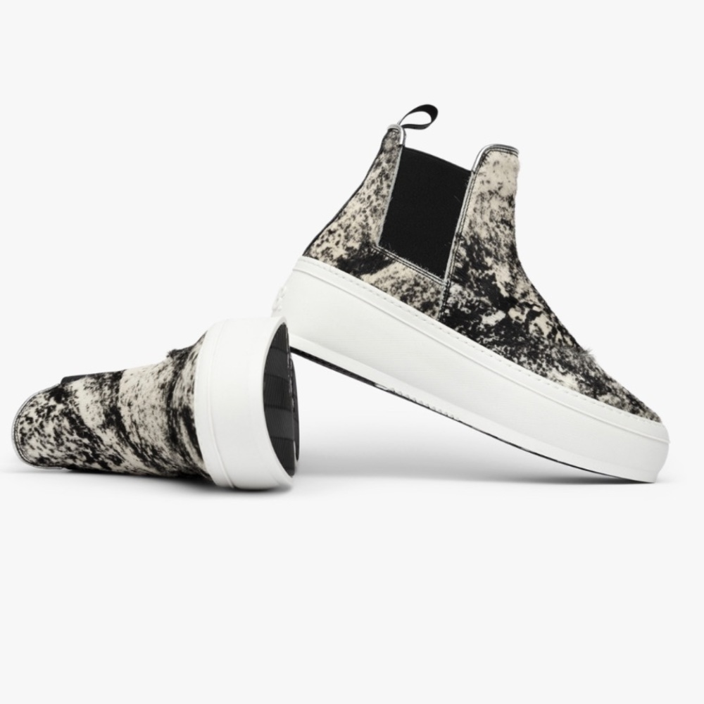 P448 Lucy High Top Sneaker